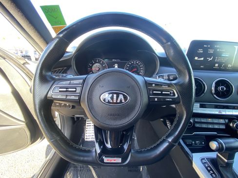 Used 2020 Kia Stinger GT1 image 26