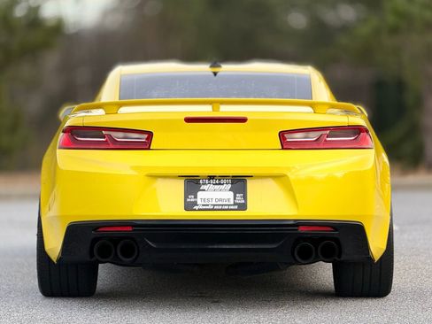 Used 2018 Chevrolet Camaro SS image 5