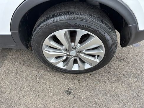 Used 2020 Buick Encore Preferred AWD/4WD image 42