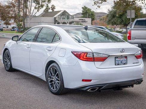 Used 2017 Lexus ES 350 image 9