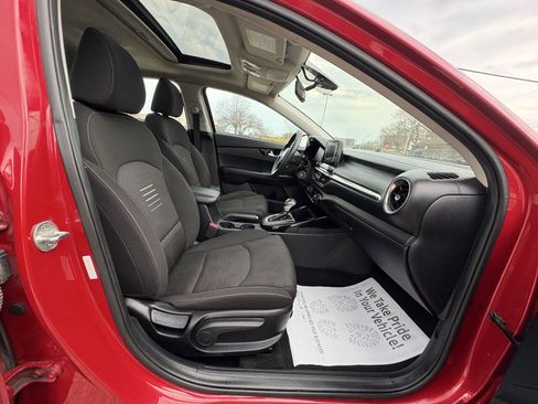 Used 2019 Kia Forte S w/ S Premium Package FWD image 23