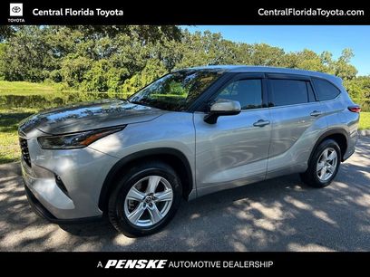 Used 2021 Toyota Highlander LE