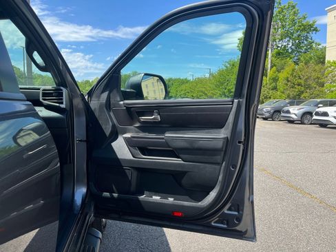 Used 2025 Toyota Tundra SR5 image 32