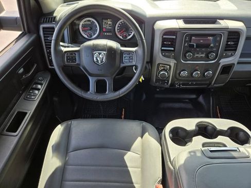Used 2020 RAM 1500 Tradesman w/ Chrome Appearance Group AWD/4WD image 14