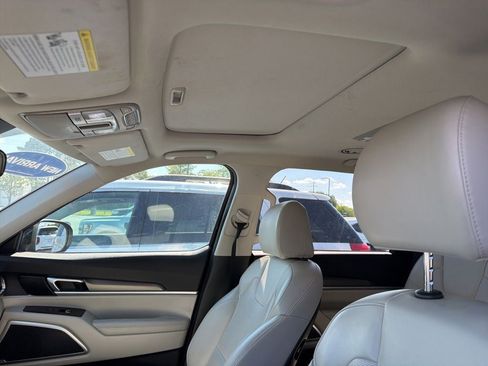 Used 2022 Kia Telluride S FWD image 10