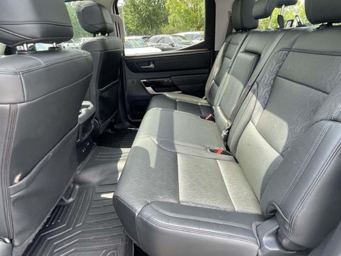 Used 2022 Toyota Tundra Limited w/ Power Package AWD/4WD image 10