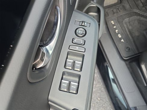 Certified 2025 Honda Pilot EX-L image 14