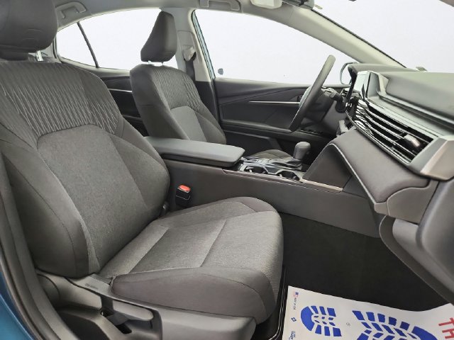 Used 2026 Toyota Camry LE FWD image 27