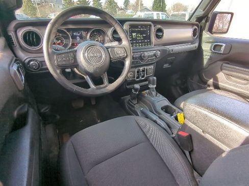 Used 2023 Jeep Gladiator Sport AWD/4WD image 5