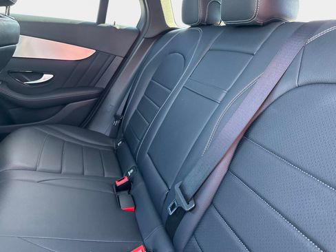 Used 2022 Mercedes-Benz GLC 300 image 13