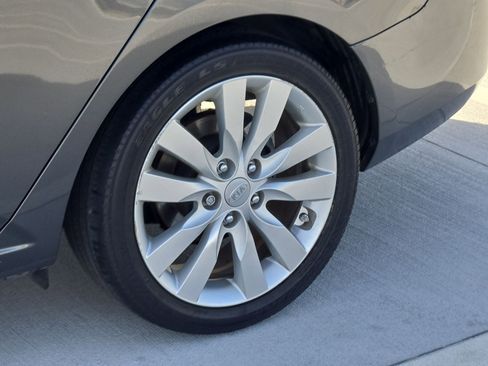 Used 2013 Kia Forte SX image 12