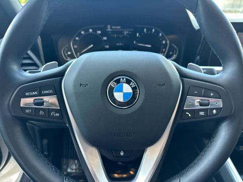 Used 2022 BMW 230i Coupe w/ Convenience Package RWD image 21