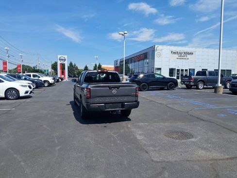 Certified 2022 Nissan Frontier S AWD/4WD image 9