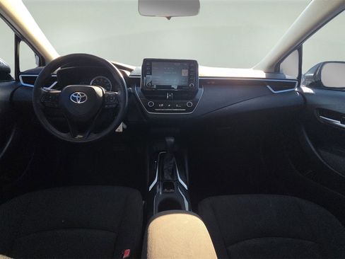 Used 2021 Toyota Corolla LE image 26