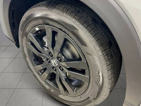 New 2026 Honda HR-V Sport image 11
