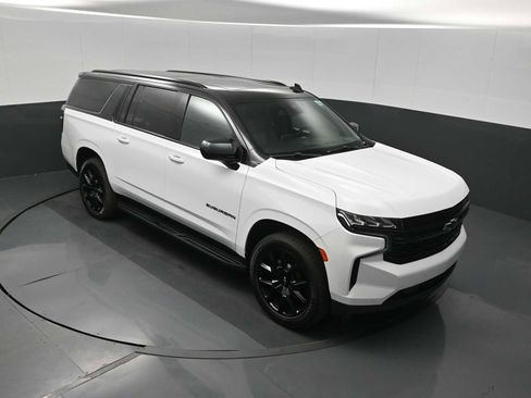 Used 2023 Chevrolet Suburban RST image 19