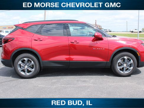 Used 2024 Chevrolet Blazer LT w/ Convenience Package image 2