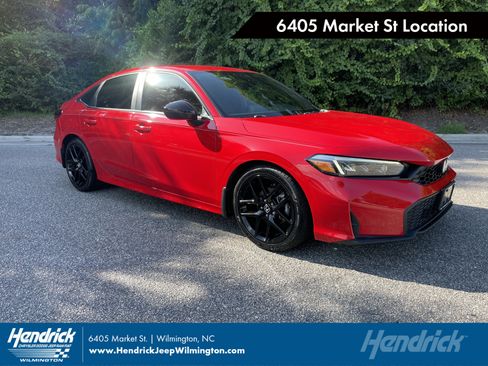 Used 2025 Honda Civic Sport image 1