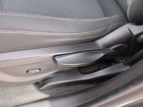 Used 2020 Chevrolet Trax LS image 17