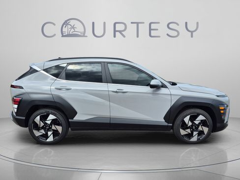 New 2026 Hyundai Kona Limited FWD image 6