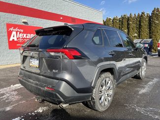 Used 2019 Toyota RAV4 XLE Premium video 3
