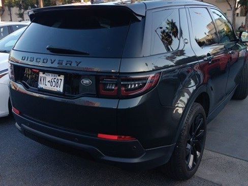 Used 2022 Land Rover Discovery Sport SE image 3
