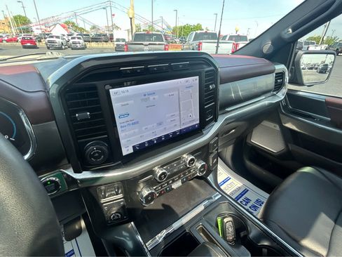 Used 2023 Ford F150 Lariat w/ Equipment Group 502A High image 31