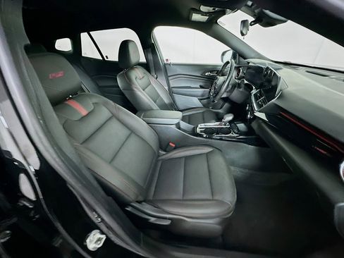 Used 2024 Chevrolet Trax RS w/ Driver Confidence Package image 29