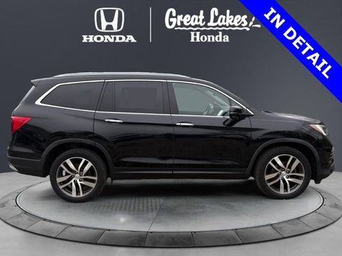 Used 2017 Honda Pilot Touring image 9