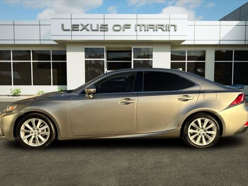 Used 2014 Lexus IS 250 image 2