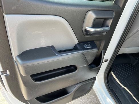 Used 2019 Chevrolet Silverado 1500 W/T w/ WT Convenience Package AWD/4WD image 15