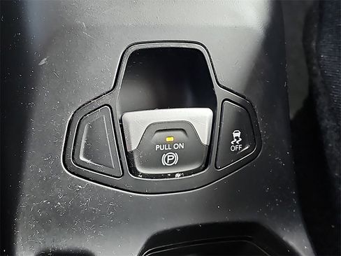 Used 2021 Jeep Renegade Latitude image 25