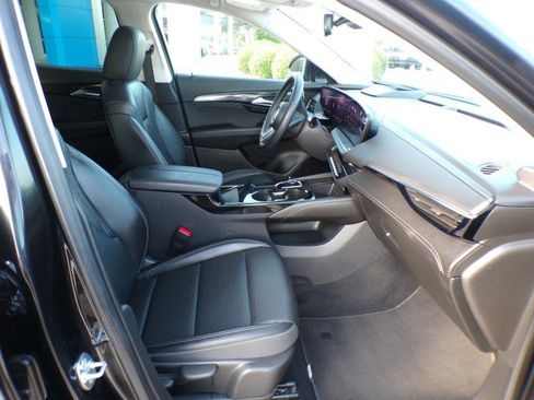 Used 2024 Buick Envision Preferred image 16