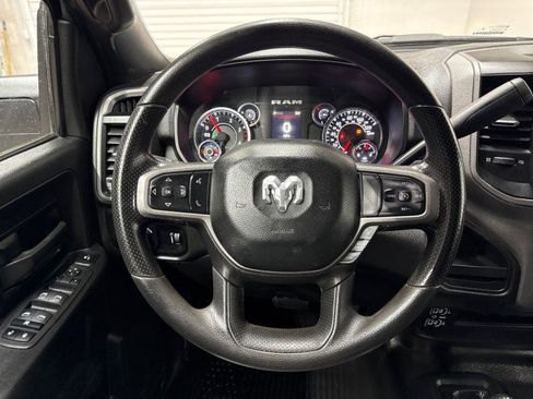 Used 2024 RAM 2500 Tradesman w/ Chrome Appearance Group image 15