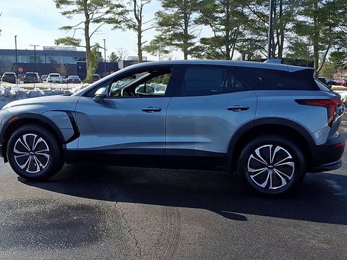 New 2026 Chevrolet Blazer EV LT image 8