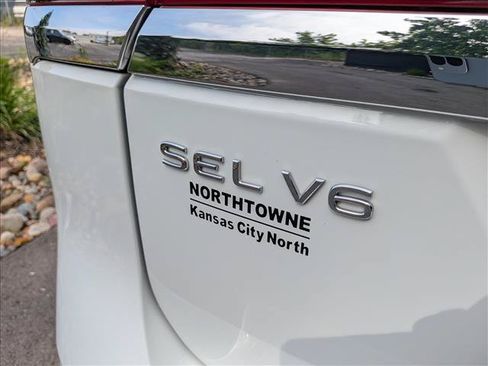 Used 2021 Volkswagen Atlas SEL AWD/4WD image 20