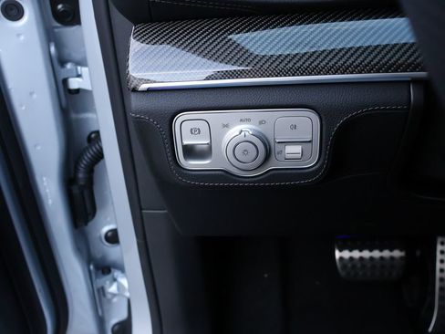 New 2026 Mercedes-Benz GLE 53 AMG 4MATIC image 40