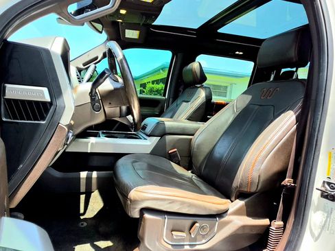 Used 2017 Ford F250 King Ranch w/ King Ranch Ultimate Package AWD/4WD image 4