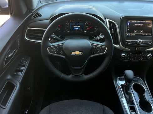 Used 2024 Chevrolet Equinox LT AWD/4WD image 15