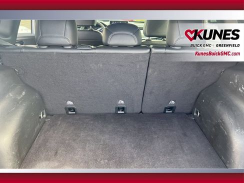 Used 2025 Jeep Compass Limited image 38