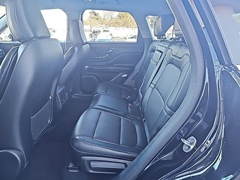 Used 2022 Lincoln Corsair Standard w/ Equipment Group 101A image 11