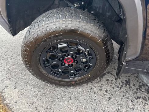 Used 2023 Toyota Tundra Limited w/ TRD Off-Road Package image 28