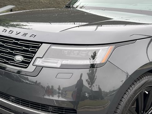 Used 2024 Land Rover Range Rover Autobiography AWD/4WD image 12