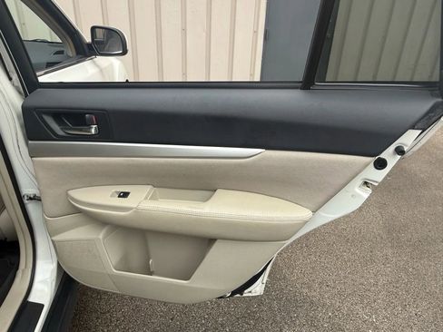 Used 2013 Subaru Outback 2.5i Premium image 17