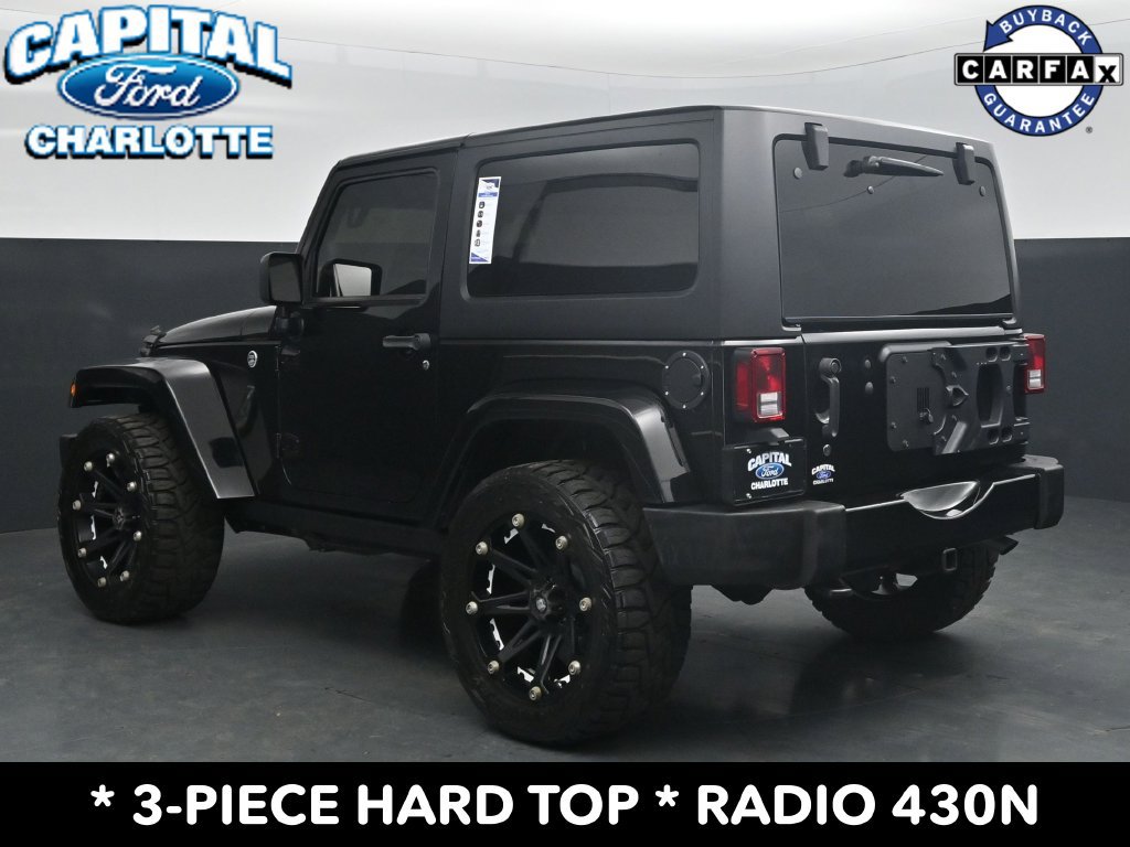 Used 2017 Jeep Wrangler Sahara w/ Connectivity Group AWD/4WD image 5