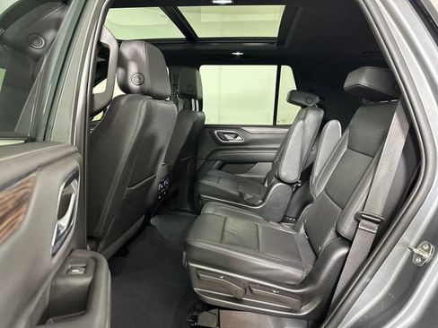 Used 2022 Chevrolet Tahoe LT w/ Luxury Package AWD/4WD image 25