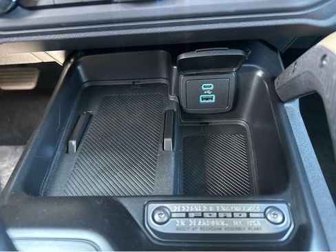 New 2025 Ford Bronco Badlands image 32