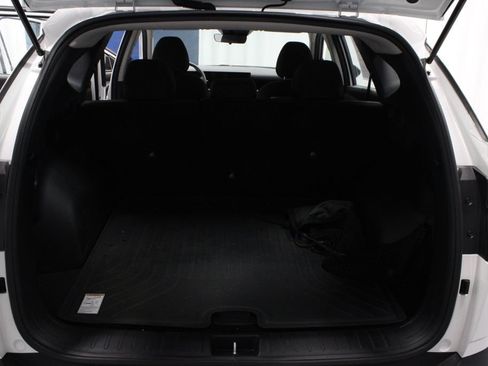 Used 2025 Hyundai Tucson SE FWD image 13