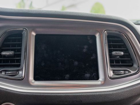 Used 2020 Dodge Challenger SRT Hellcat Redeye image 38