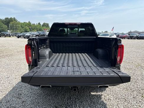 Used 2024 GMC Sierra 1500 Denali w/ Denali Reserve Package AWD/4WD image 13